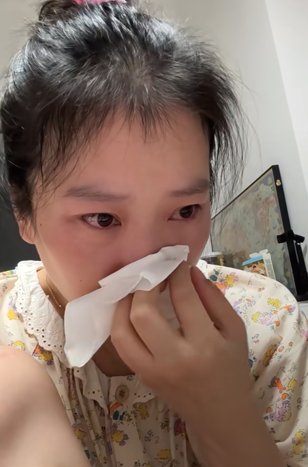 真想噎死自己妈妈偷吃儿子蛋糕被吐槽网友就差这一会?