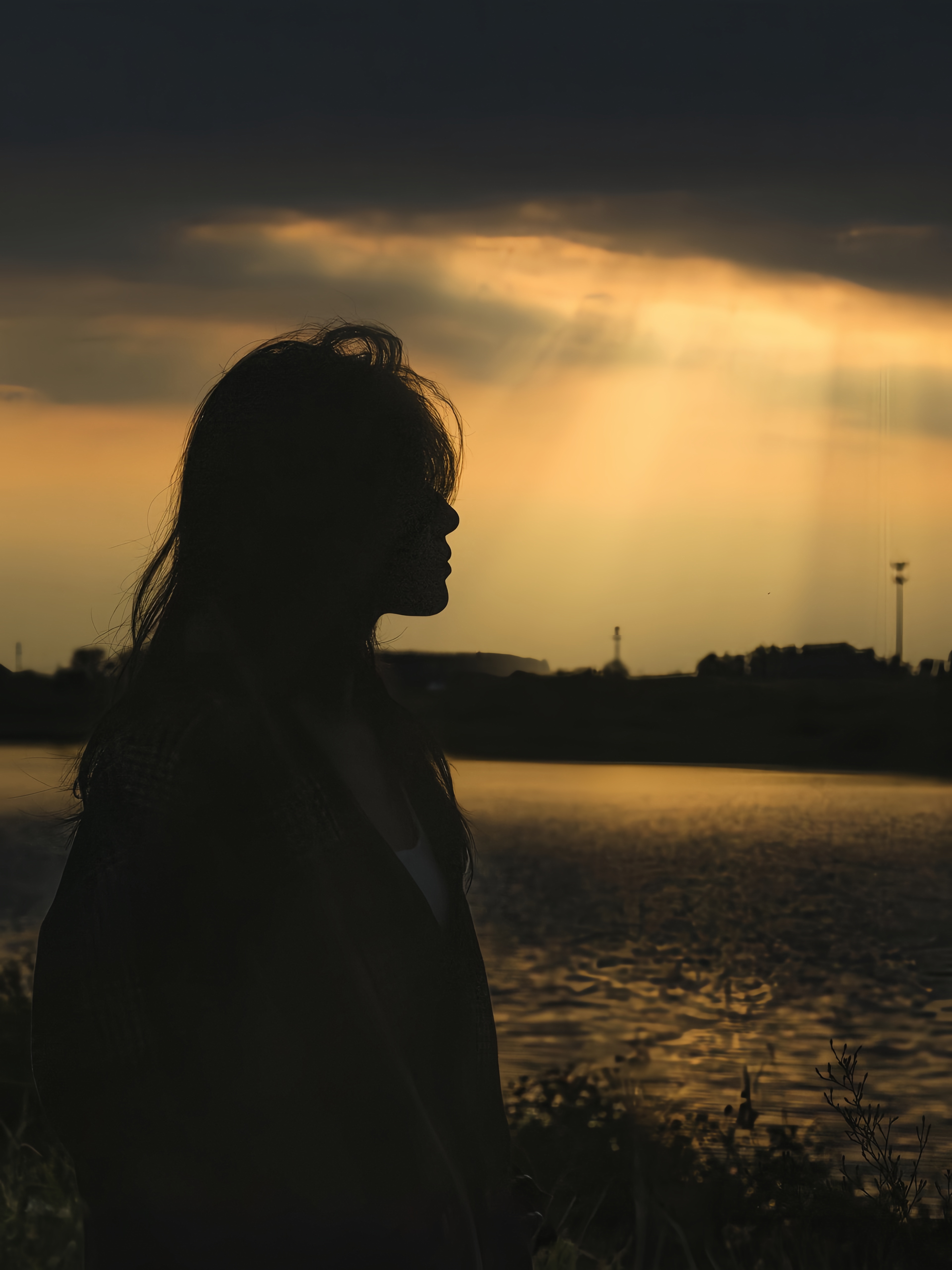背影女生忧伤风景适合缺氧这首歌背景图片女生微信图片其次都视爰肝 