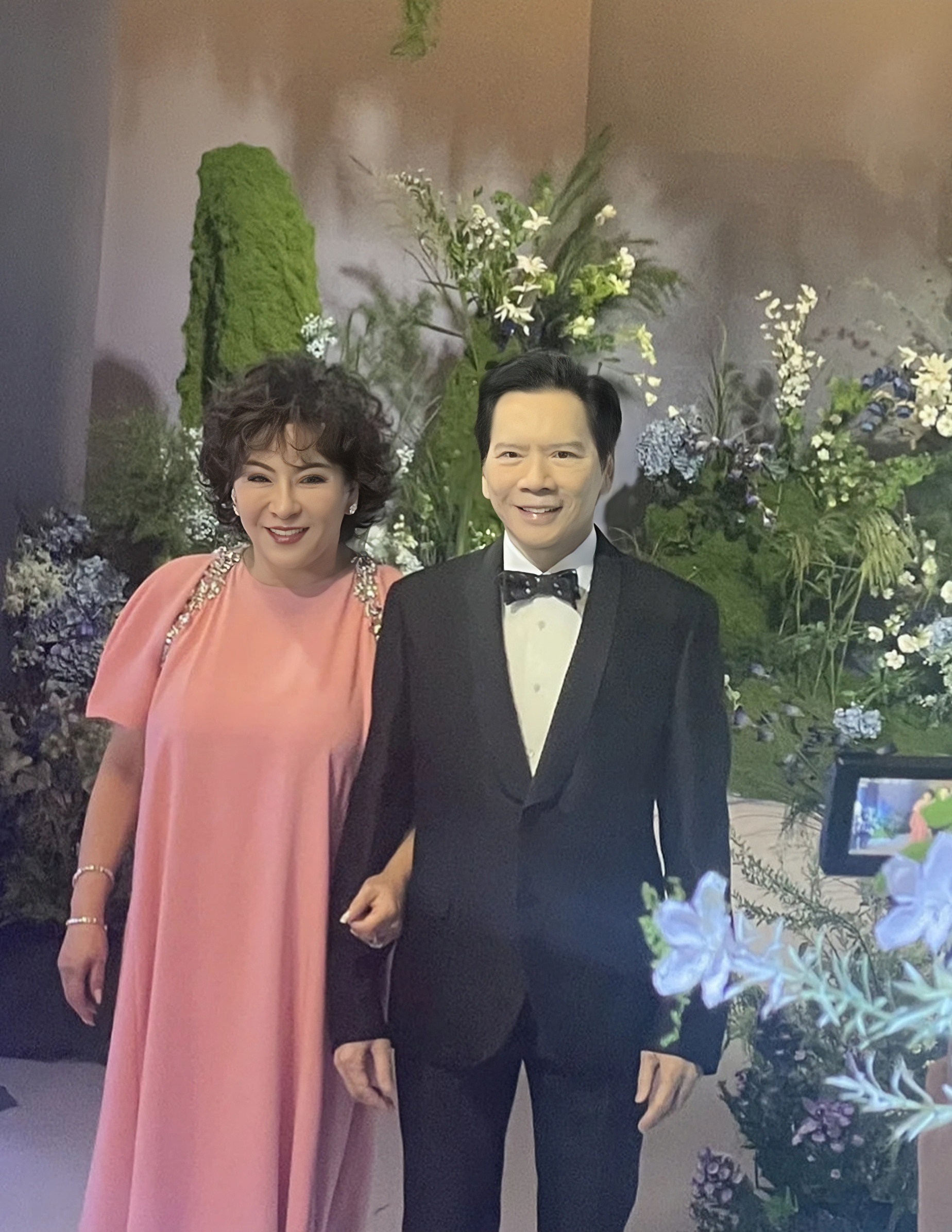   从那以后丁佩退出了向华强的生活而陈岚也兑现了自己