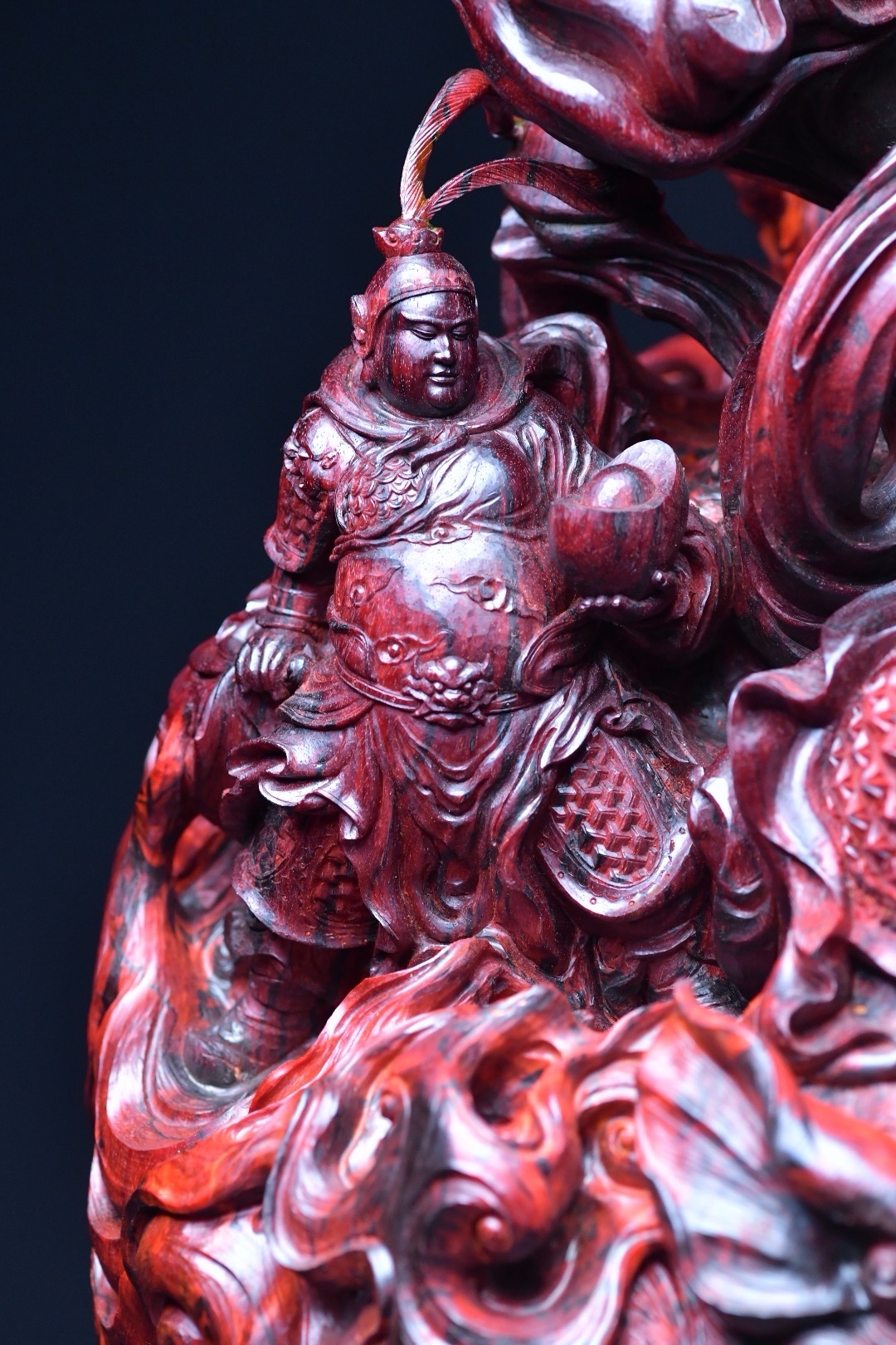 小叶紫檀——财神·赵公明 作品清刀雕作