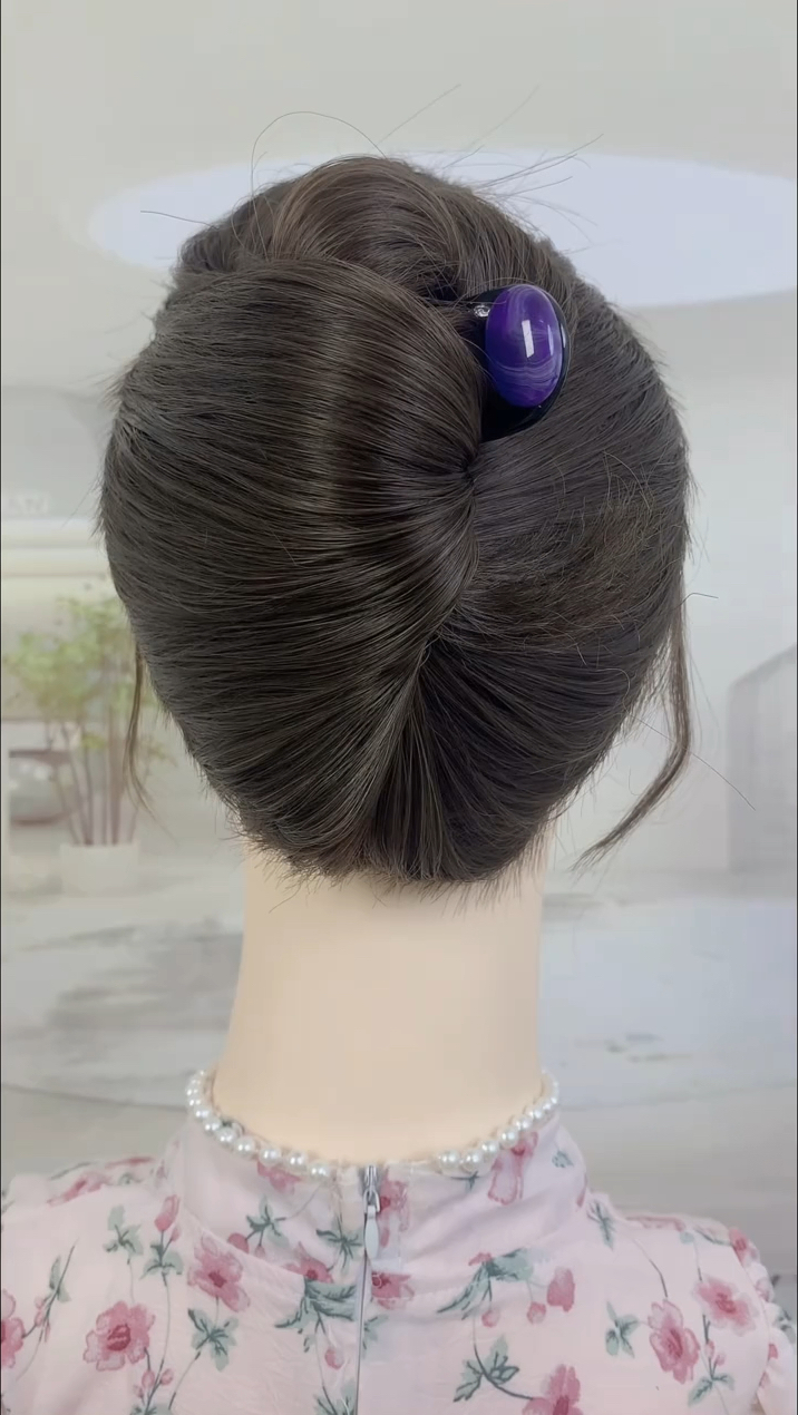 冬天最好看的三种盘发