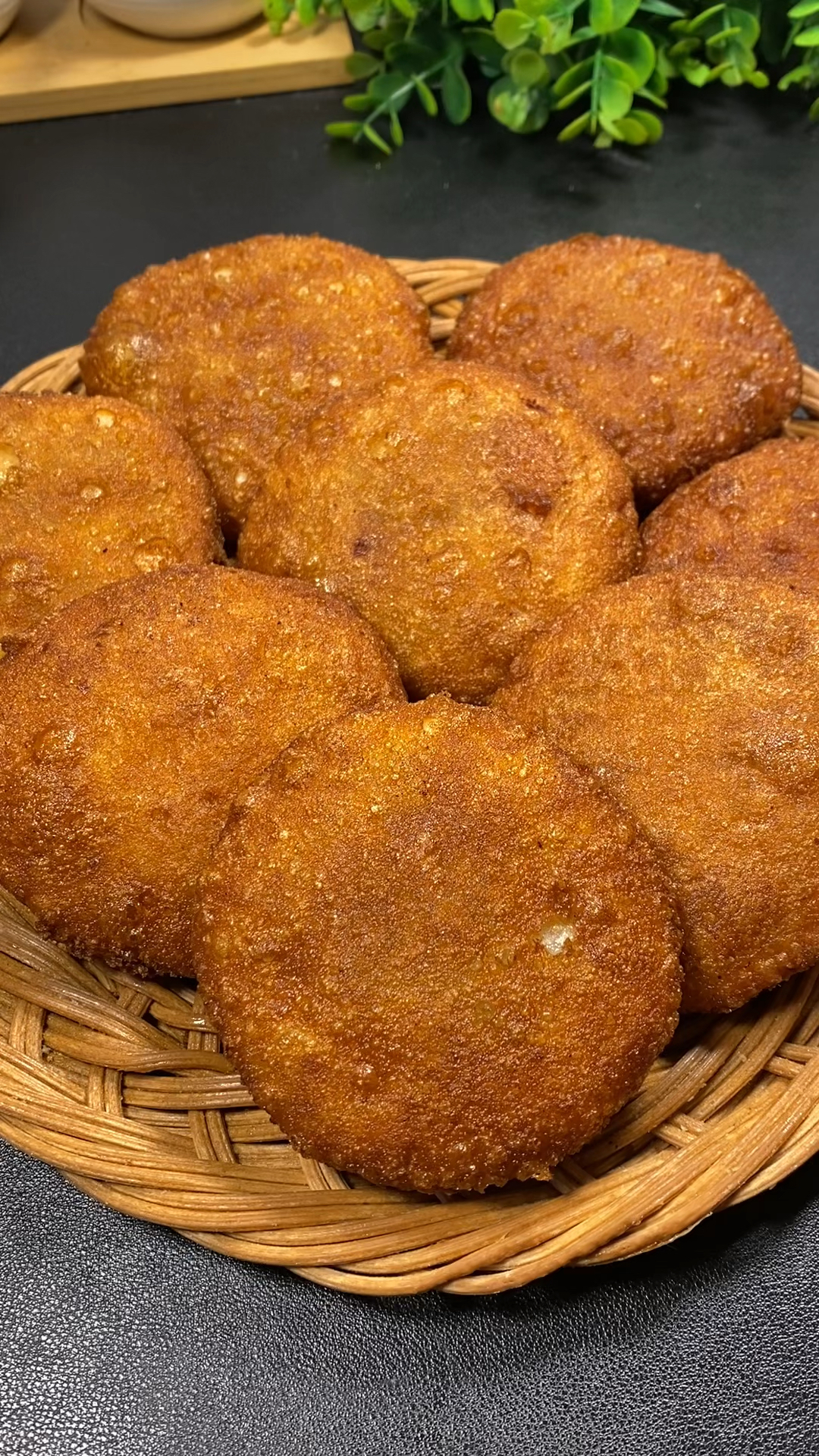 老式糯米油炸糕,这样做外焦里软,凉了不硬