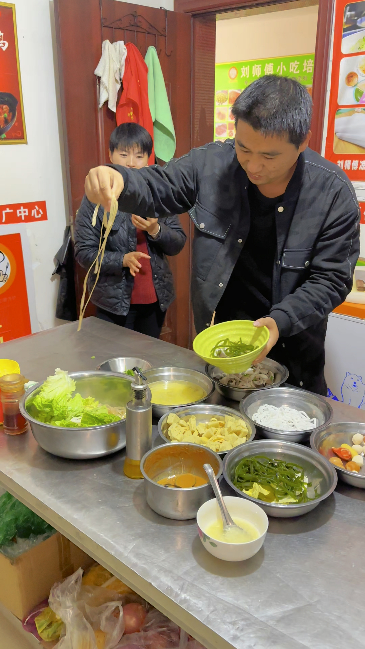 自选麻辣烫做法,濮阳小吃培训学校