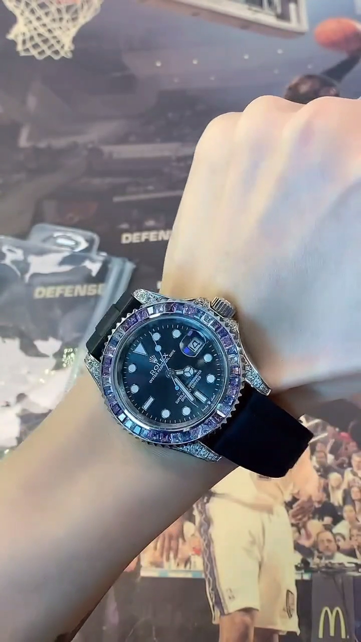 劳力士游艇彩虹圈系列欣赏一下