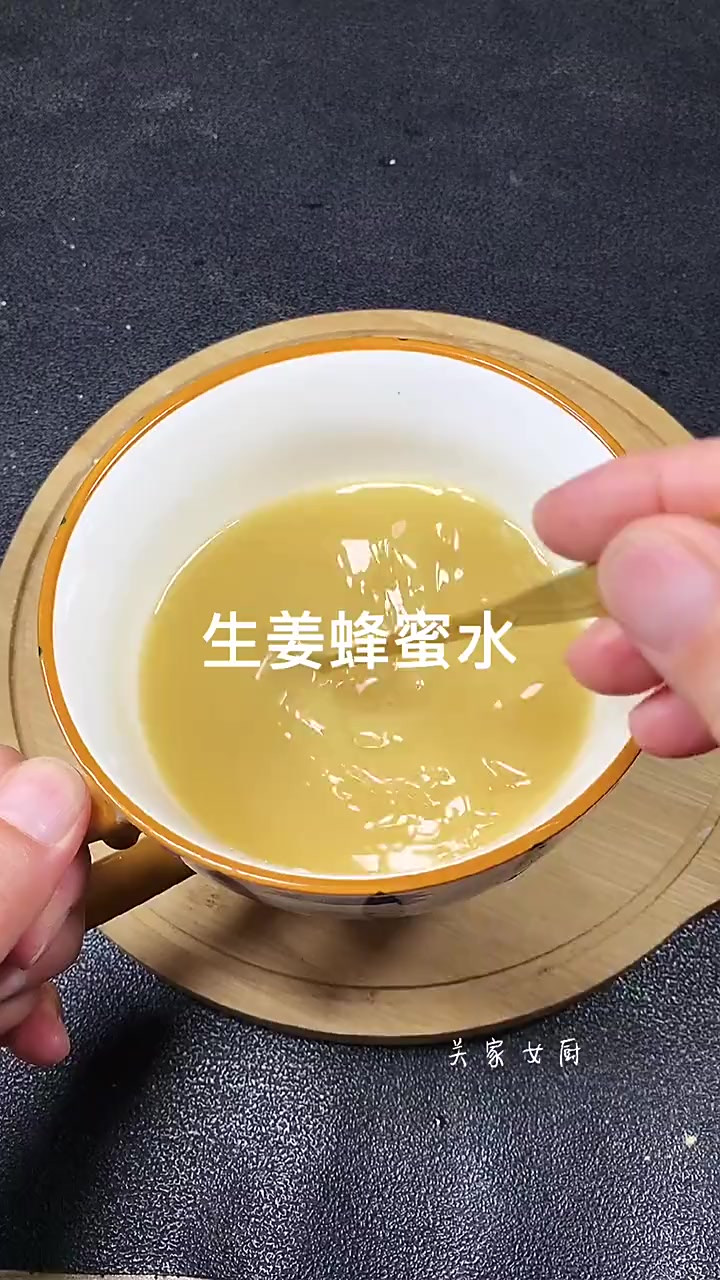 长期坚持早上空腹喝蜂蜜水(长期坚持早上空腹喝蜂蜜水对肝硬化是不是坏)
