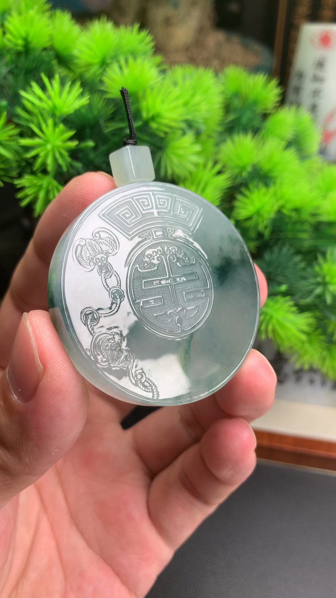 翡翠仿古牌圆牌仿古双龙护主双面精雕