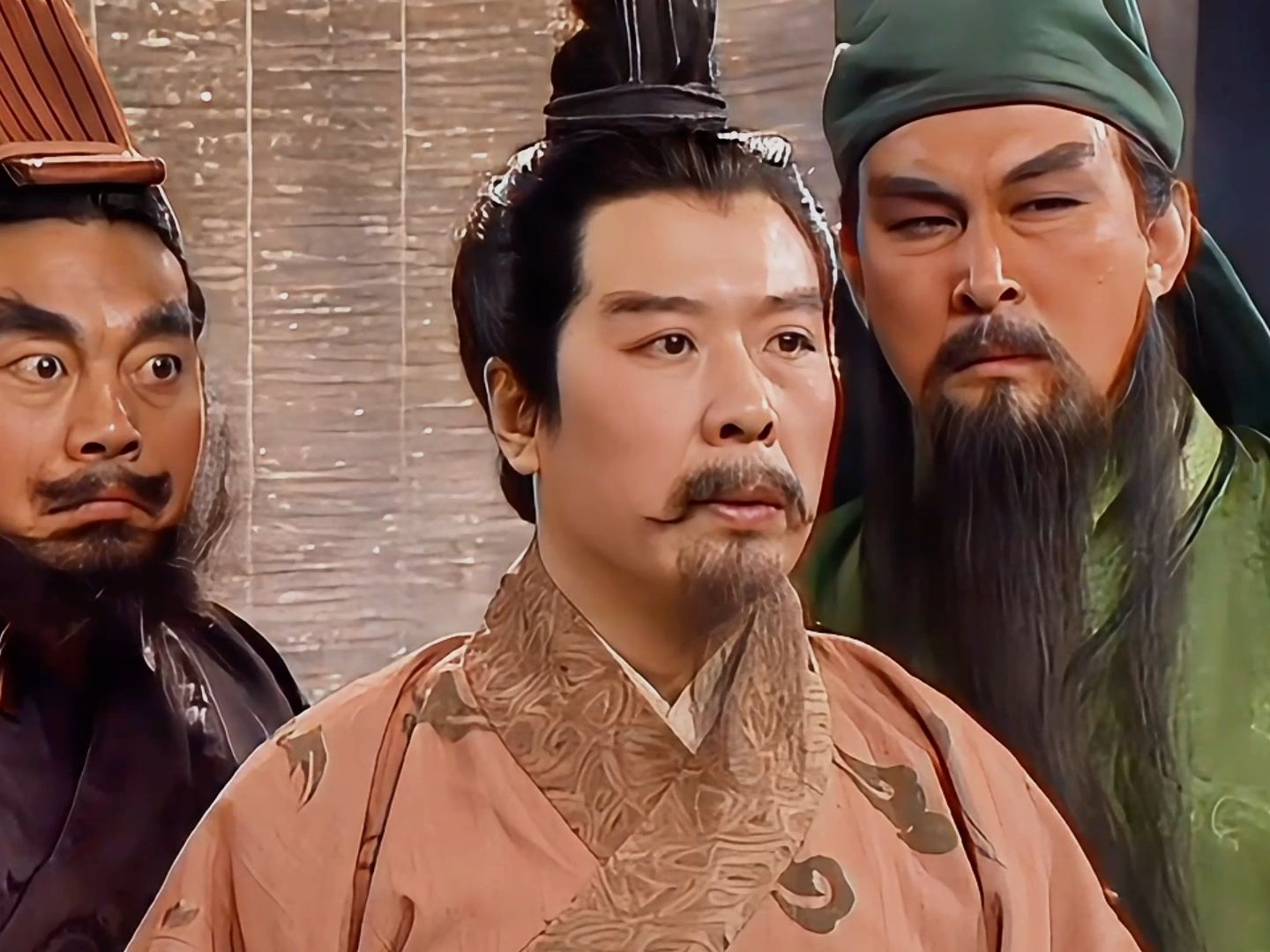 这个说法出自《花关索传》,在这本书中,刘备,关羽,张飞三人桃园结义