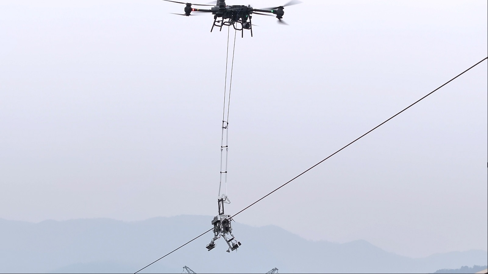 高压线除冰机器人