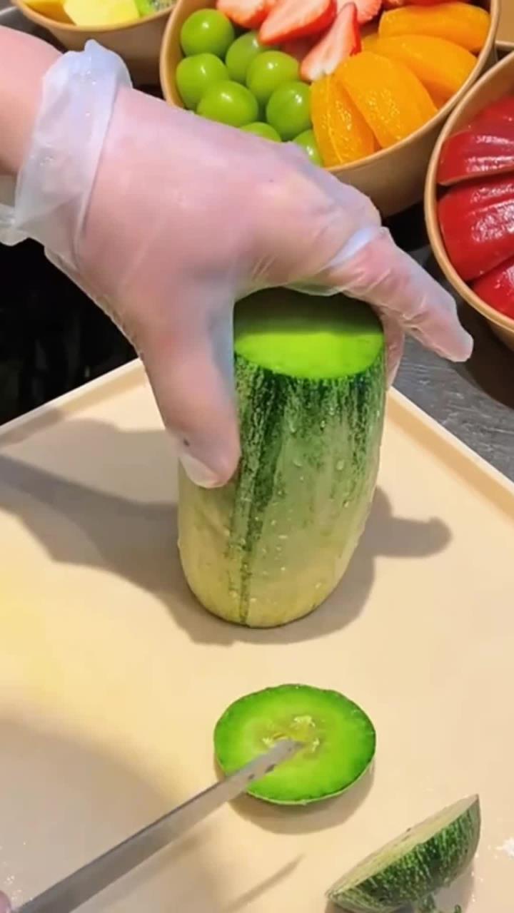 沉浸式切羊角蜜,解压不