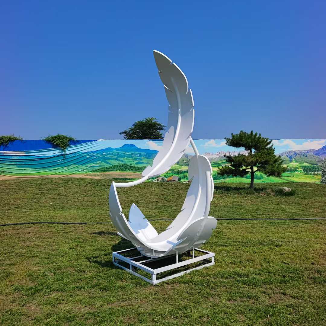 金属雕塑生产地产雕塑