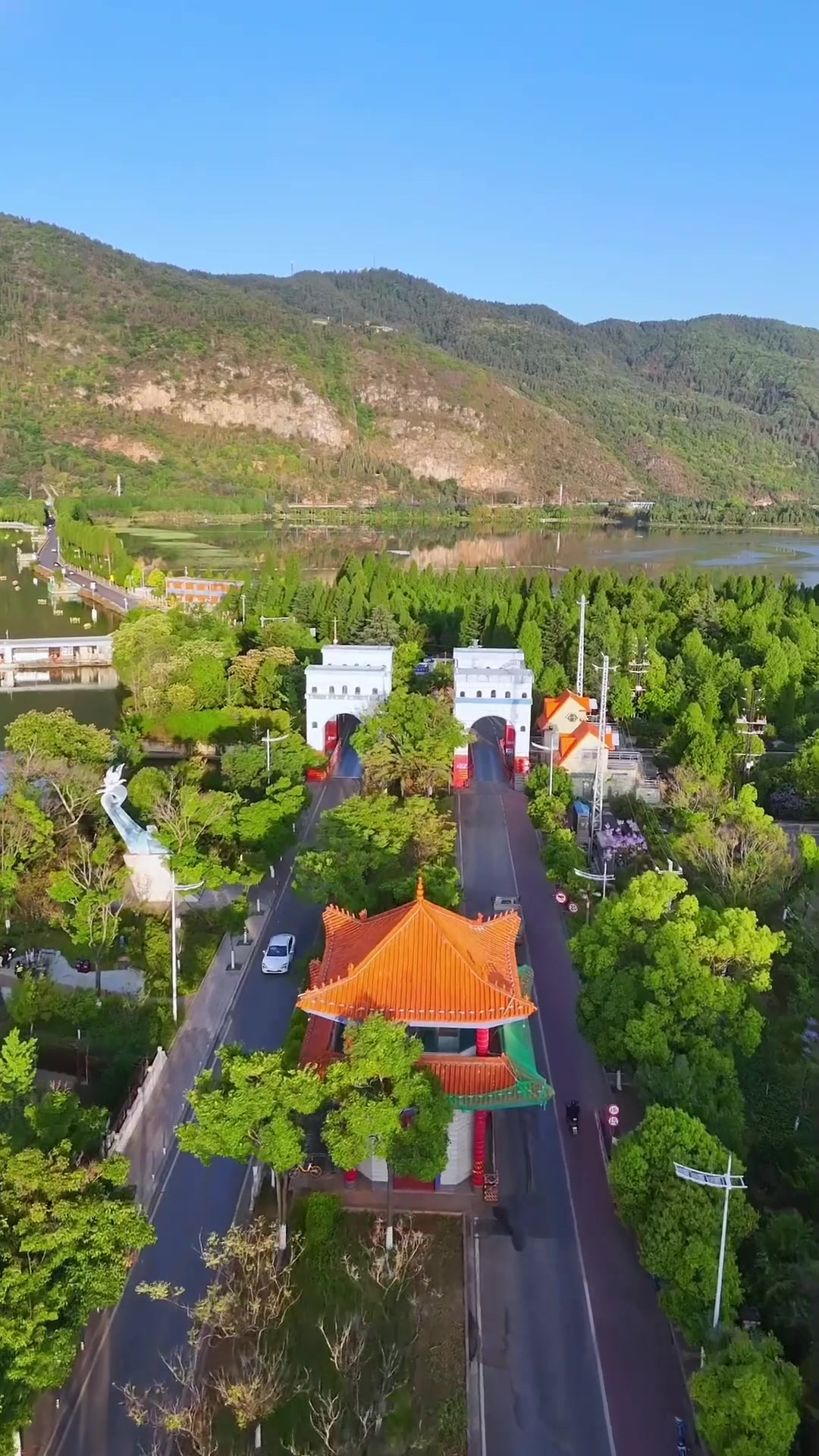 夏日旅行,你有多久没爬西山了,一镜到底带你一览昆明西山全景
