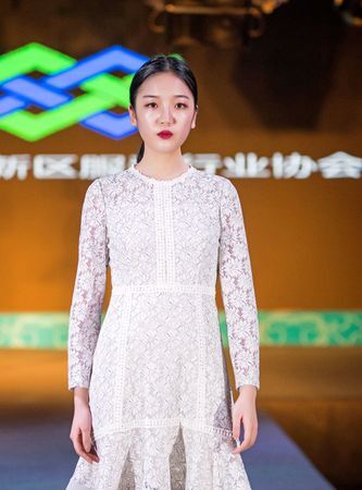 赶快搬走吧.这些年给大连人民造成了严重的伤害!