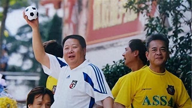 48岁身亡的牛振华,你以为只是酒驾,飙车?其实没你想的那么简单