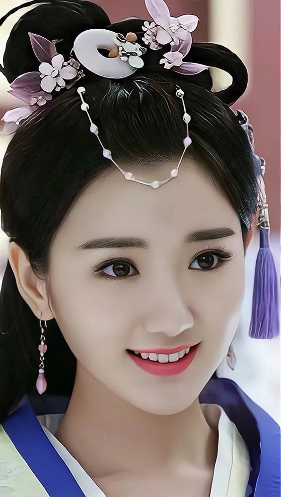 毛晓彤古装,甜美迷人!