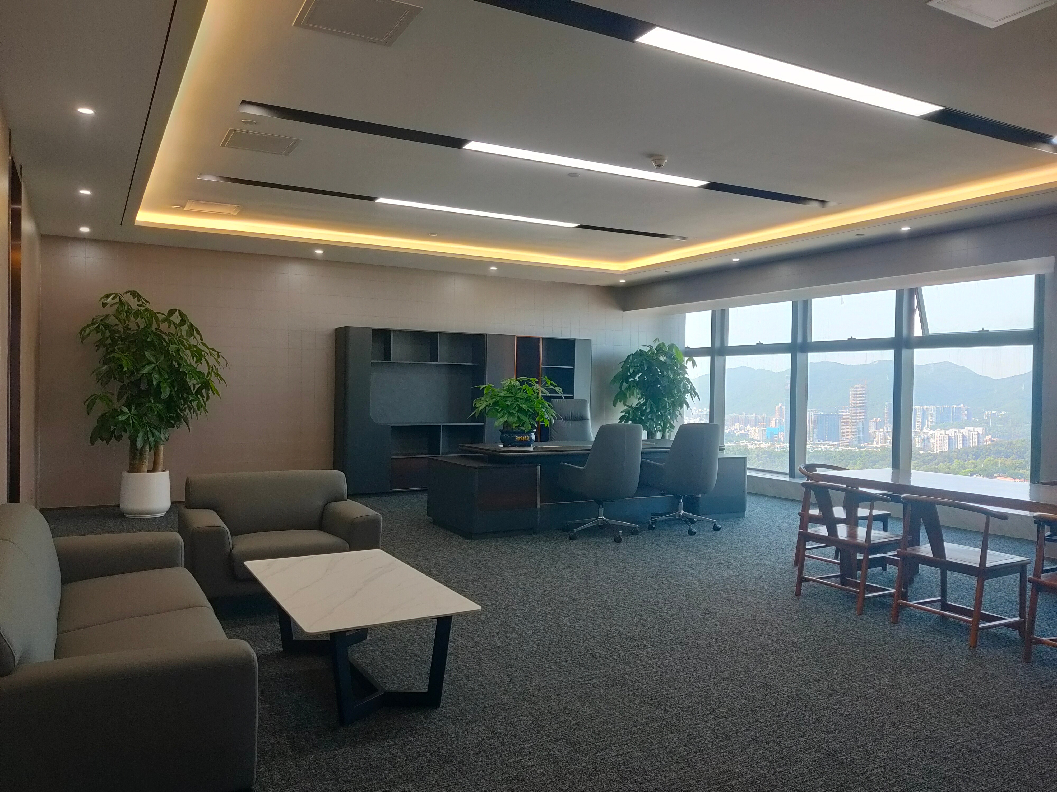 最近发现一个超适合创业团队和中小企业的办公