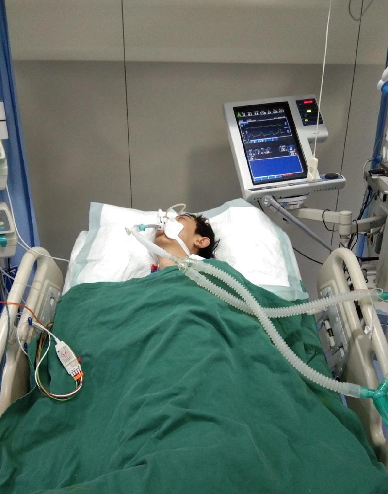 帮帮这个孩子!陕西乾县3岁多女孩重度肺炎已昏迷几天