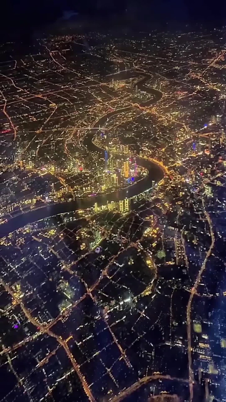 航拍祖国上海夜景!