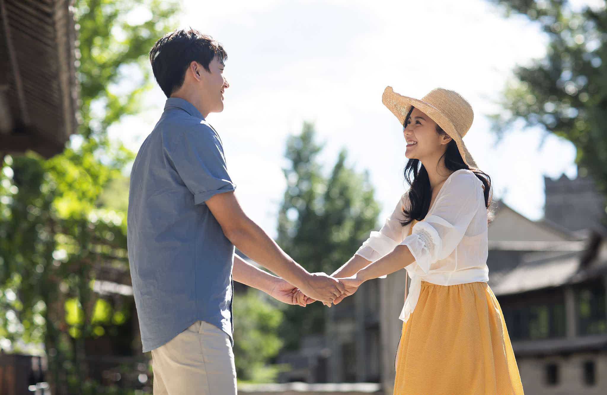 过年回家见到了原来的梦中情人,只是物是人非无比唏