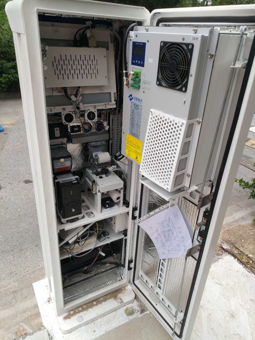 如何为户外电力柜提供舒适环境——空调选购指南