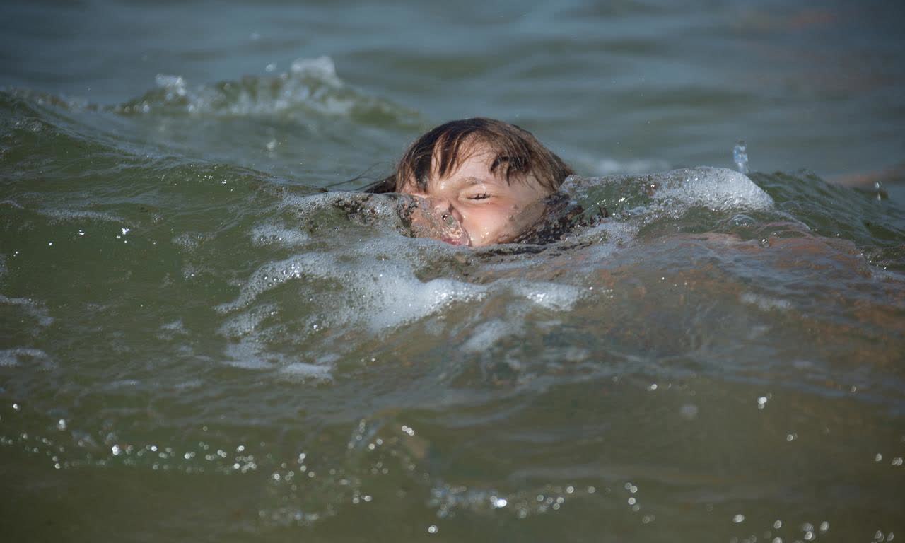 事发前段时间,李凤与李霞相约带领着各自的孩子们