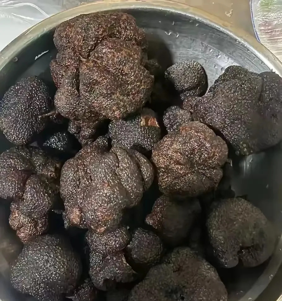 老公同学结婚,家里有事去不了,我们随了1000元,几