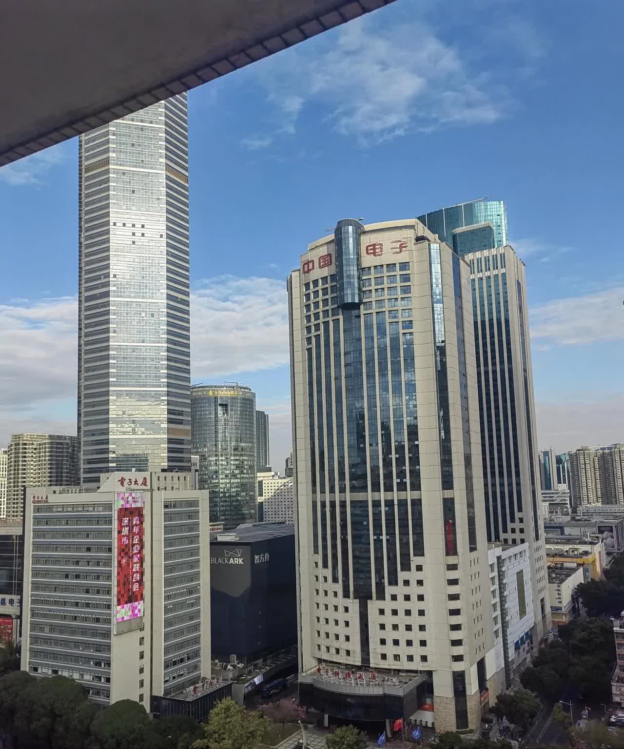 女人是个长沙喜地大厦照片建国门中央商业大厦在哪址