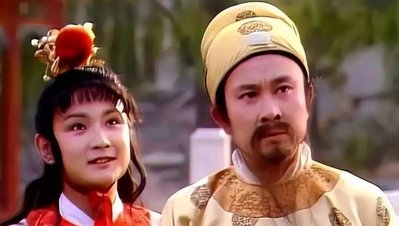 贾政三次隐晦示意,贾母心领神会,揭密贾政与林黛玉之间微妙关系