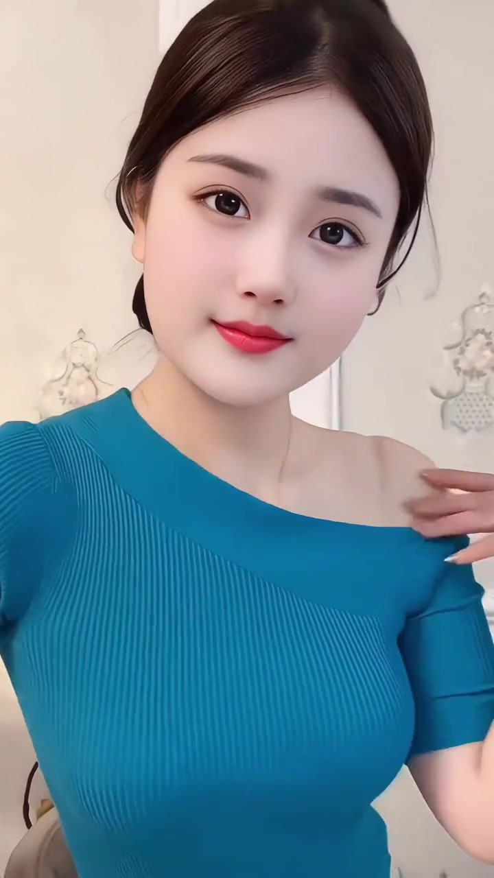 人美心善 女人味十足