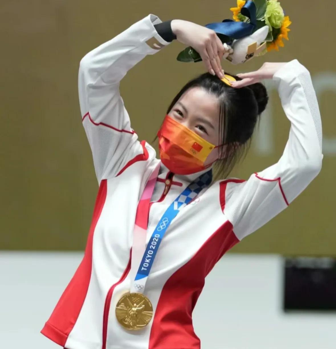 杨倩:东京奥运会冠军,越来越美的女神  在东京奥运会上,杨倩以超凡的