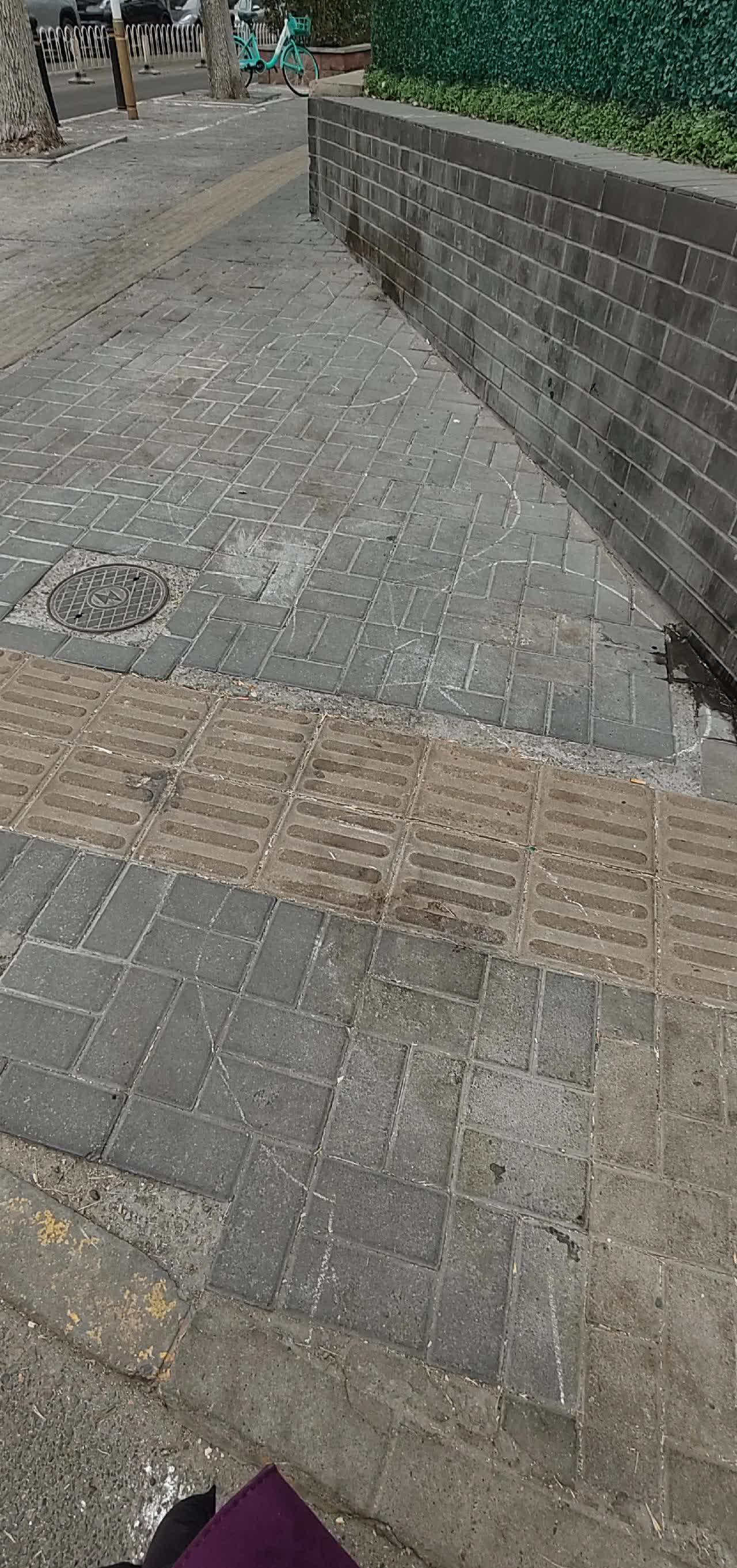 为什么现在北京的大街小巷路口都有这个? 我是北京人,以前很少见到