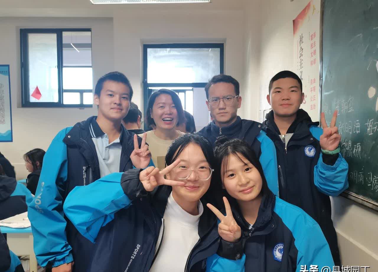 这两三年,我一直在积攒着离开的勇气与力量