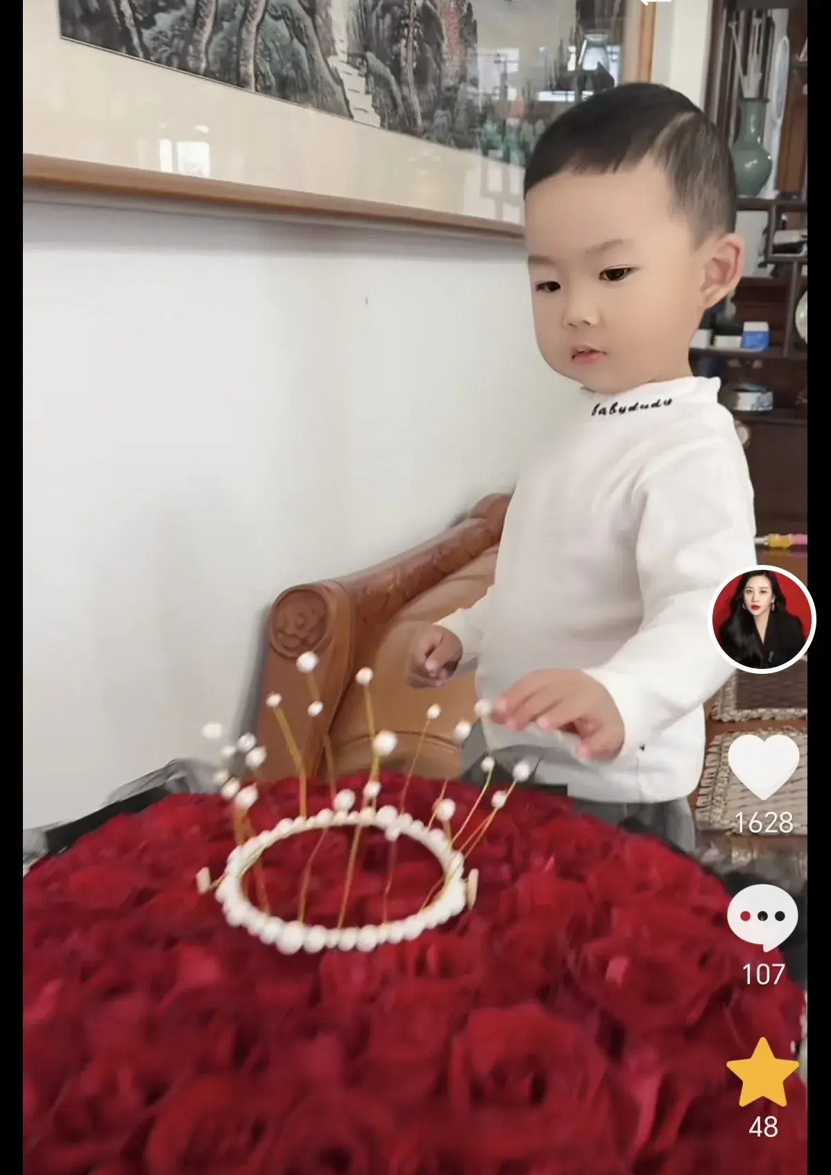 歌手张冬玲儿子近照曝光,五官不像阿宝,老公身份引猜测
