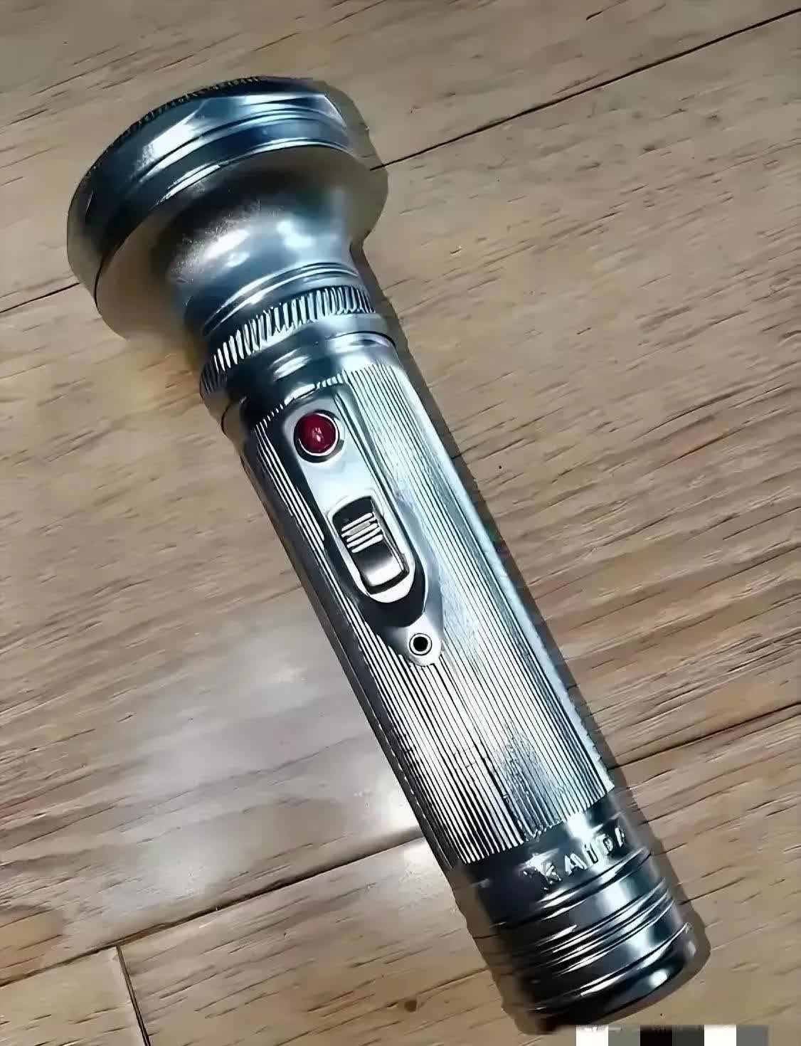 打听老半天了,都没人晓得"手电筒"土话咋叫?小时候夜里就靠它照明呢