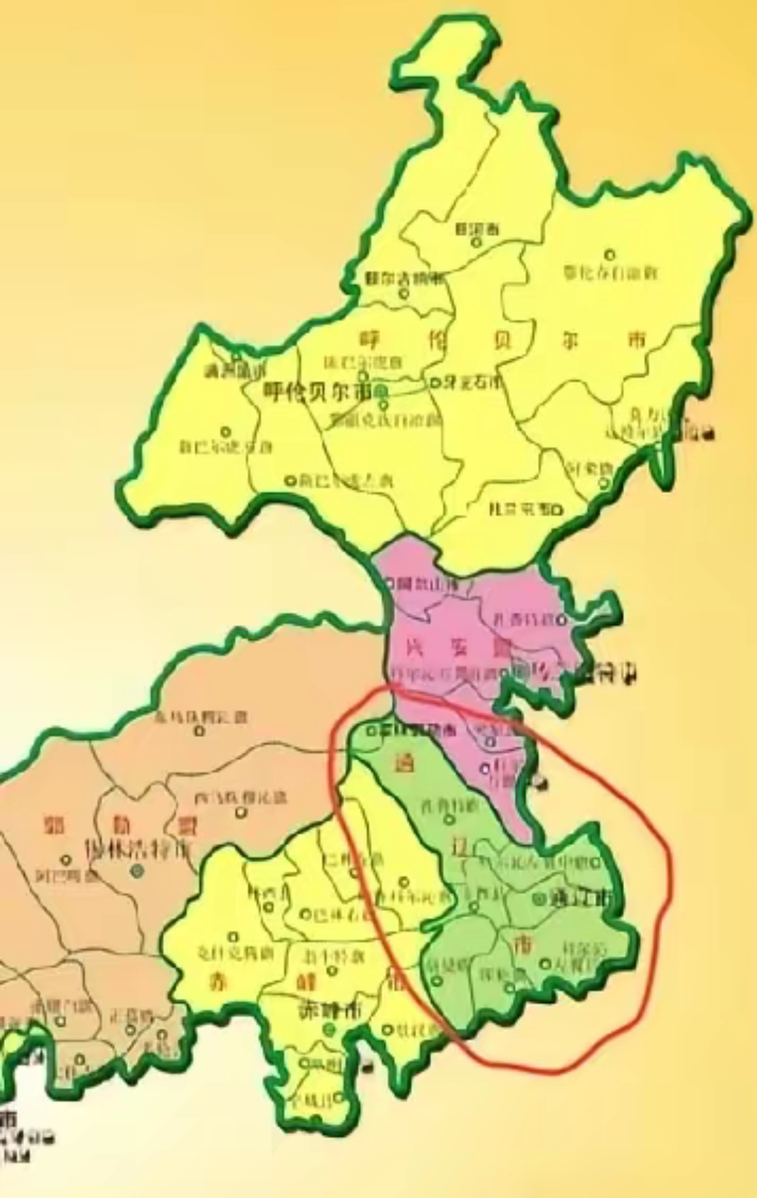 通辽市的地图,就像是一幅独具魅力的抽象画,一旦映入眼帘,便难以忘怀
