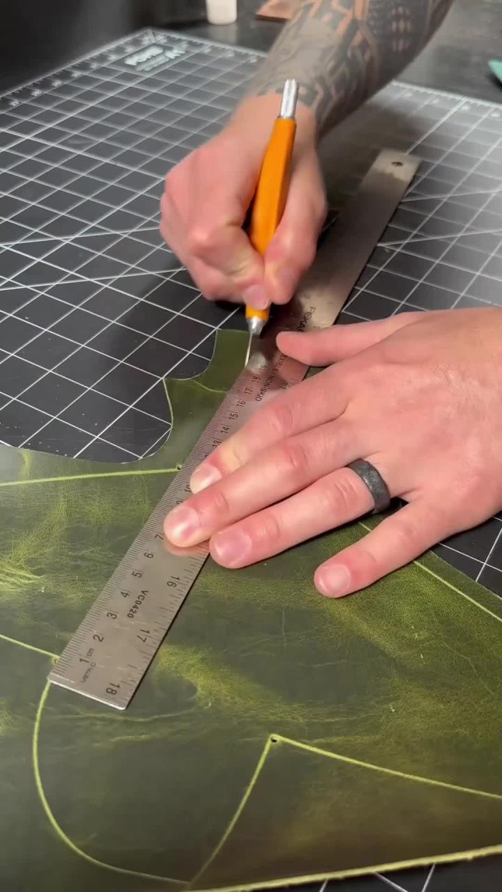 皮革卡包制作 纯手工制作皮包