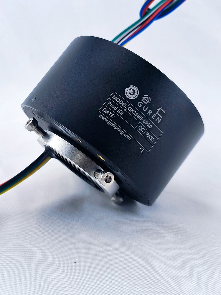 过孔电滑环的最大特性就是它能在旋转的过程中实现电流和数据的稳定