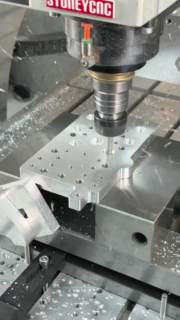 cnc编程行业被做烂了,cnc编程能拿多少钱一个月 cnc编程行业被做烂了,cnc编程能拿多少钱一个月