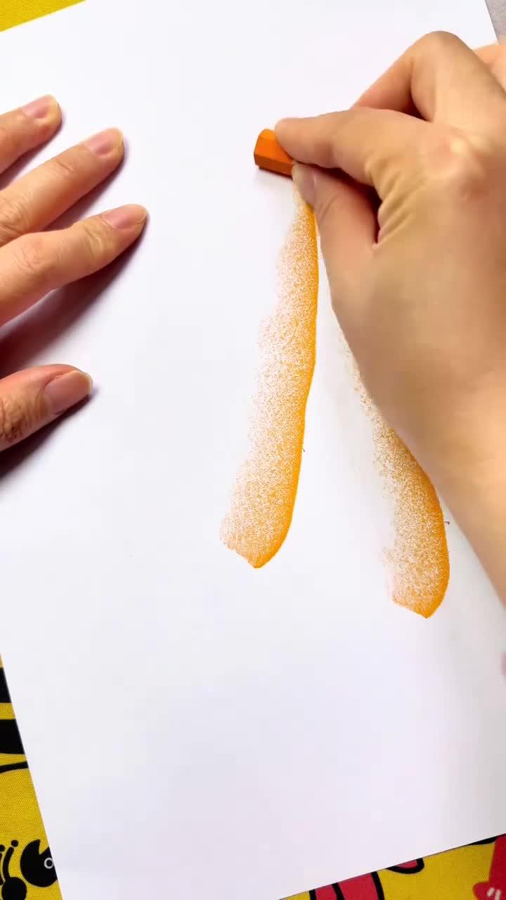 用油画棒画胡萝卜