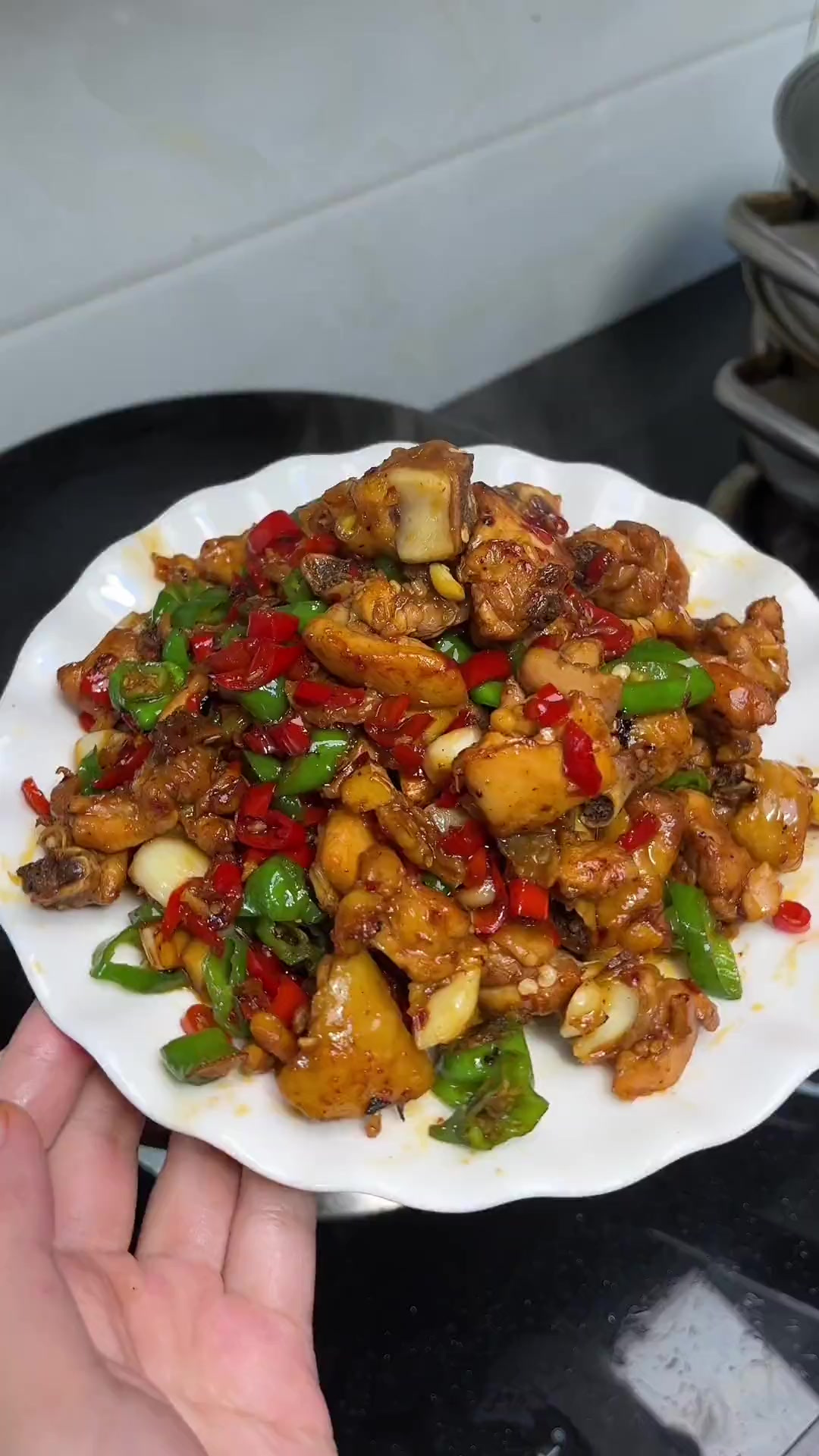 小炒鸡块像我这样做,香辣入味,不柴也不腥!特别好吃