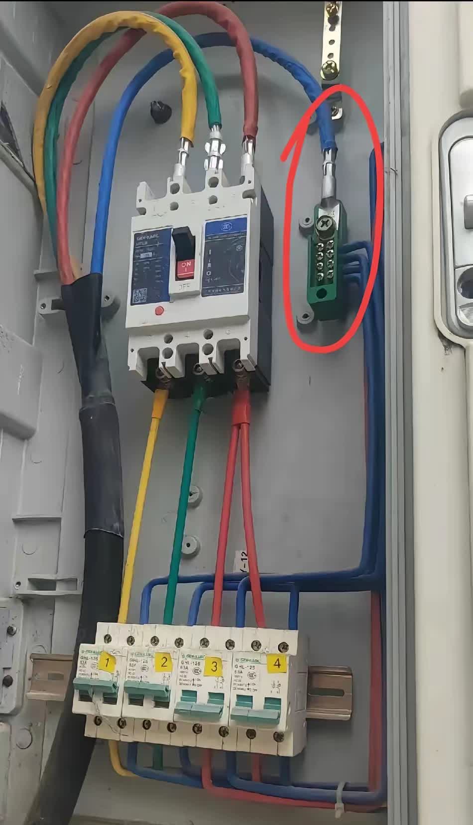电话机柜跳线进出(机房电话线跳线教学)