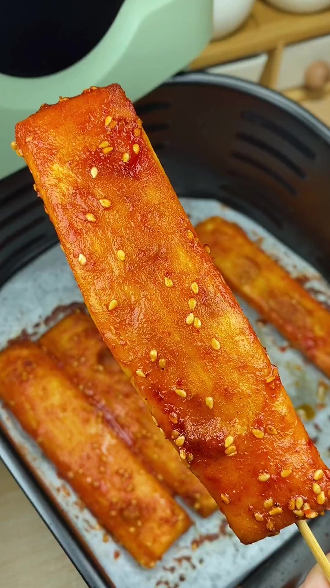 家人们,空气炸锅脆皮年糕来啦,糯叽叽的又香又好吃!