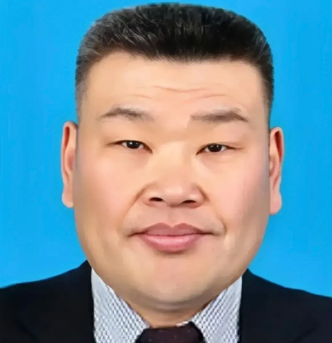 范宝军,1973年2月出生在黑龙江勃利县