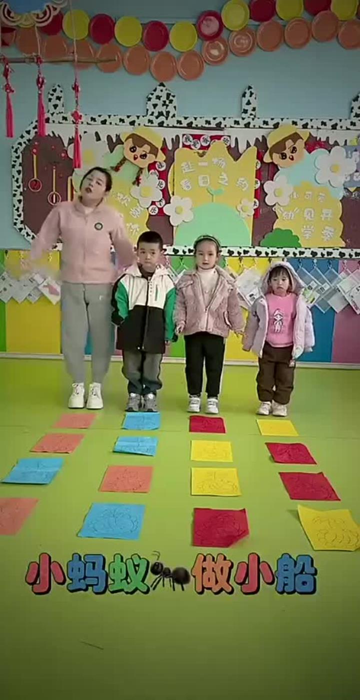 小孩团体室内游戏大全(适合孩子室内的集体游戏有哪些)