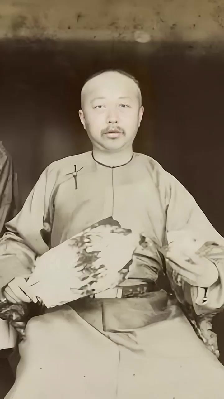 光绪皇帝真实长相