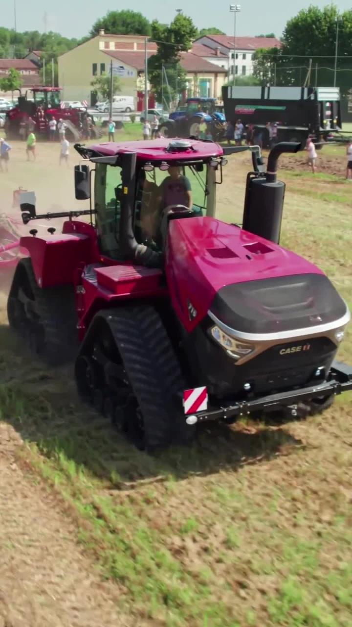 凯斯大马力全履带铰接式拖拉机强力登场