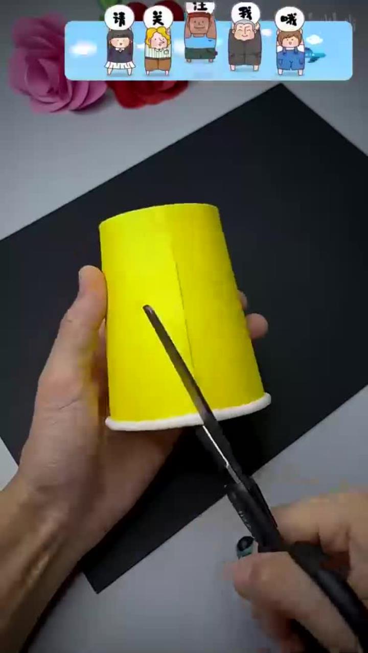 用过的纸杯不要扔掉,剪一剪制作好玩的小帆船