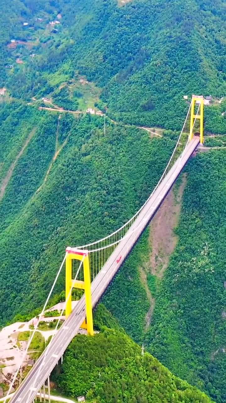世界第二高桥,湖北四渡河桥超震撼!