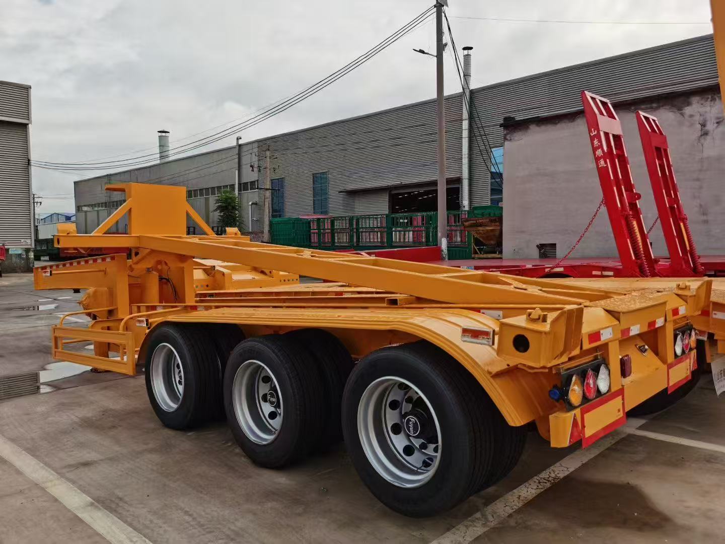 恩施骨架后翻自卸半挂车生产厂家