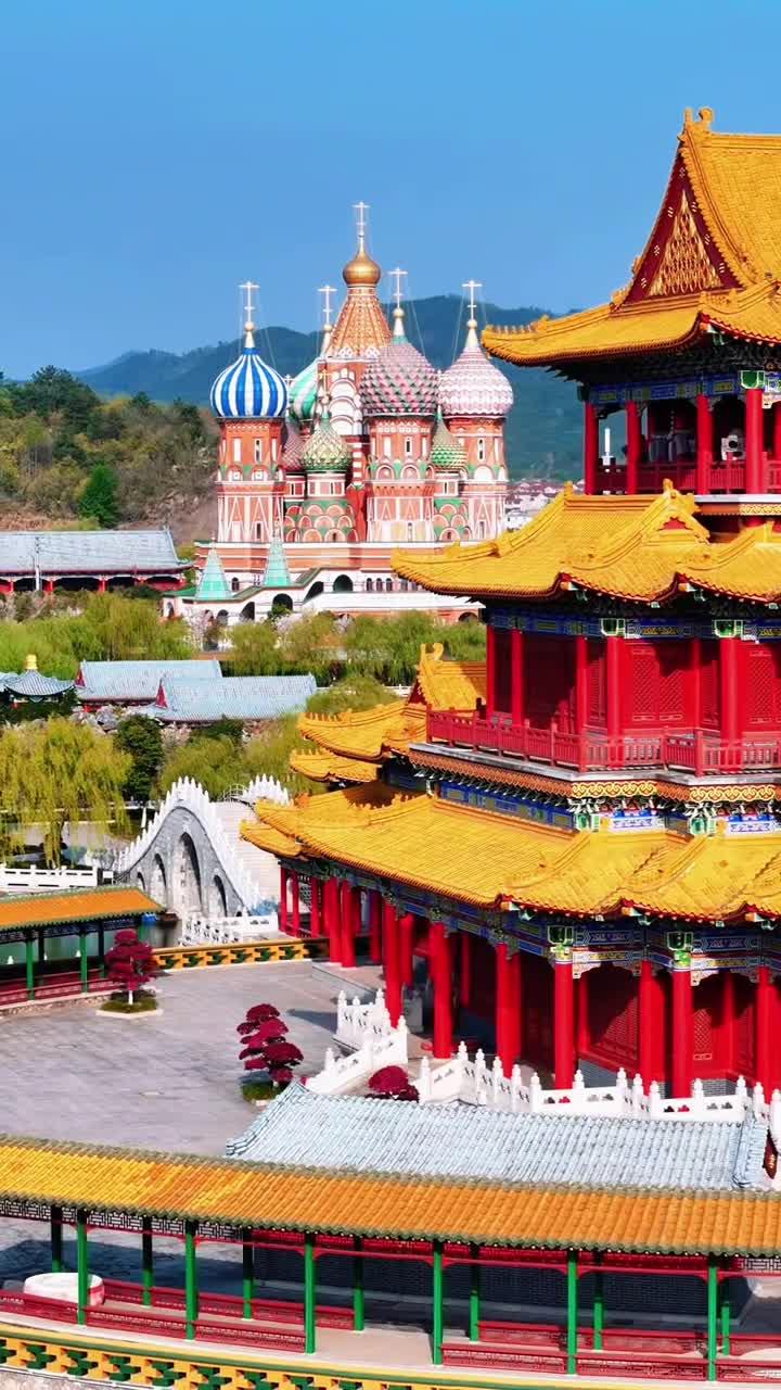 横店影视城被大众低估的一个景点,一步一个大建筑,不用出金华就可以拍