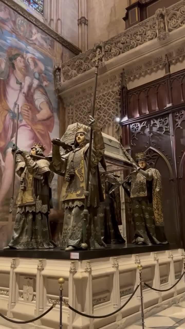 塞维利亚大教堂 "四王抬棺":哥伦布的英雄与魔鬼双面人生